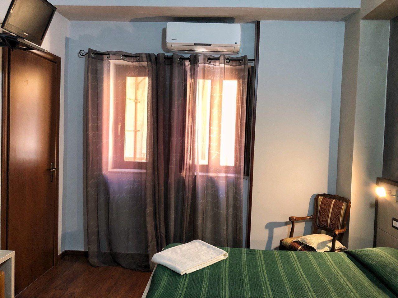 Populus Bed & Breakfast Syracuse